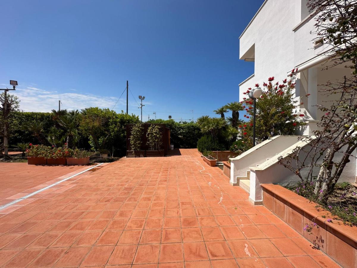 Villa Antonia Sul Mare Con Piscina Torre A Mare Bari Dış mekan fotoğraf